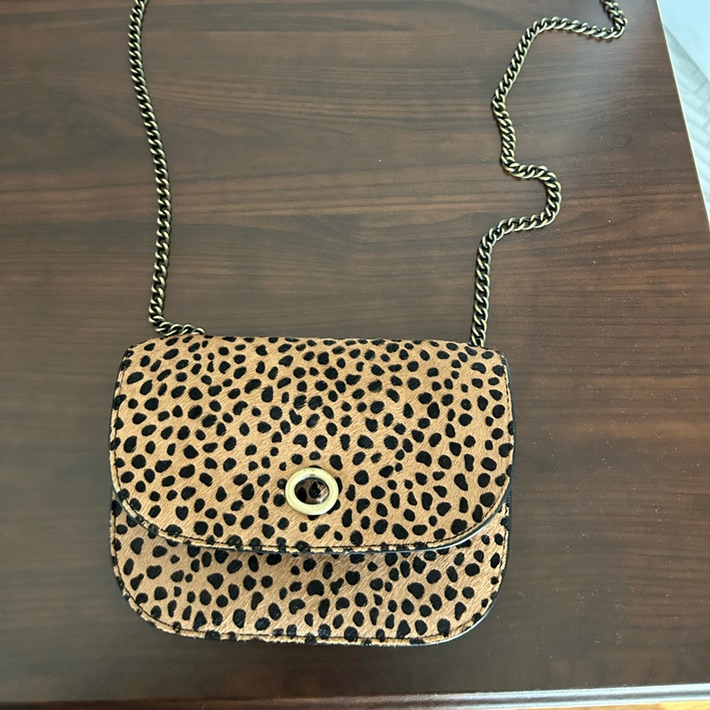 Leopard chain bag